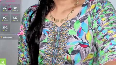 Snapshot of zararaina chatting on 03/31/26, 10:32 zararaina online show from 03/31/26, 10:32