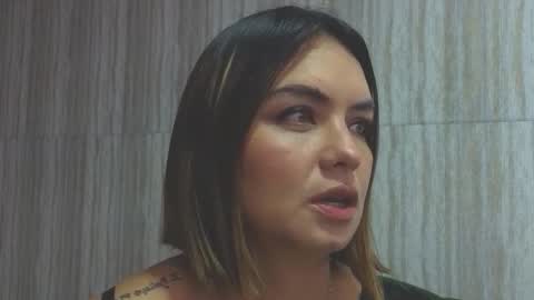 Snapshot of zarcasutra_t chatting on 01/17/26, 12:32 Isabella online show from 01/17/26, 12:32
