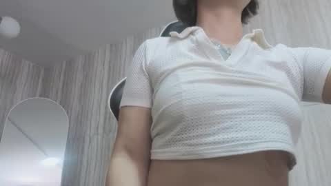 Snapshot of zarcasutra_t chatting on 02/13/26, 01:07 Isabella online show from 02/13/26, 01:07