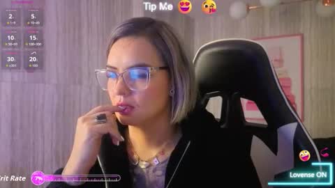 Snapshot of zarcasutra_t chatting on 03/30/26, 12:39 Isabella online show from 03/30/26, 12:39