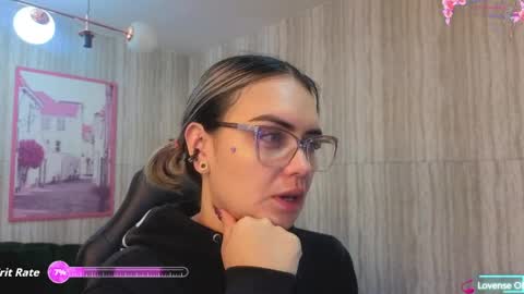 Snapshot of zarcasutra_t chatting on 06/07/26, 12:20 Isabella online show from 06/07/26, 12:20