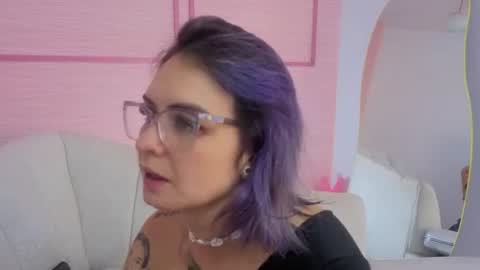 Isabella online show from 06/22/26, 12:46