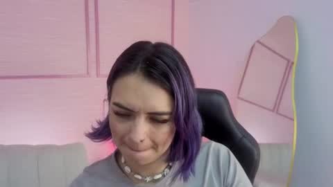 Isabella online show from 07/13/26, 12:41