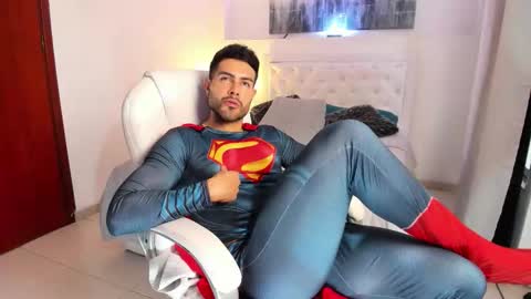 Snapshot of zarekfox chatting on 10/31/25, 09:16 Zarek online show from 10/31/25, 09:16