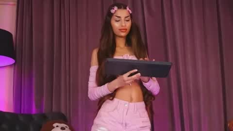 Snapshot of zariaavera chatting on 05/24/26, 08:47 zariaavera online show from 05/24/26, 08:47
