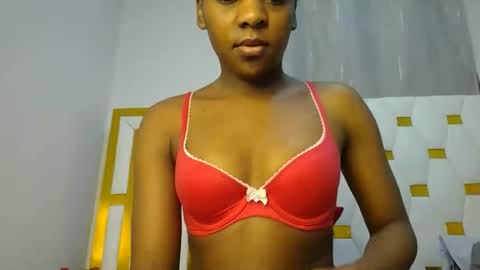 Snapshot of zariah011 chatting on 06/28/26, 11:11 zariah online show from 06/28/26, 11:11