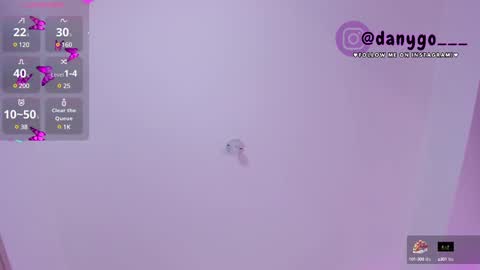 Zariana online show from 03/11/25, 01:37