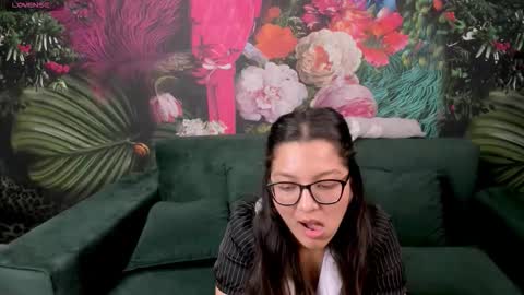 Zarifa online show from 09/13/25, 10:26