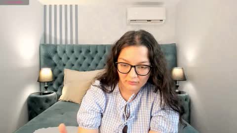 Zarifa online show from 11/29/25, 01:47