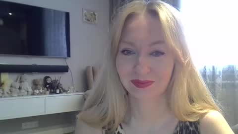 Zarina Swift online show from 02/06/25, 05:03