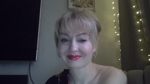 Zarina Swift online show from 01/19/26, 04:27
