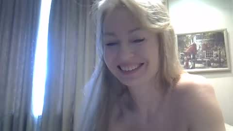 Zarina Swift online show from 04/25/26, 06:05
