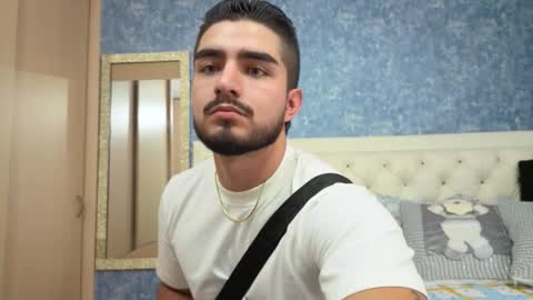 ZAYN MAXIMOFF online show from 11/23/25, 09:25