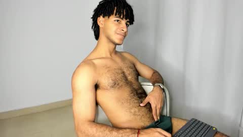 Snapshot of zayn_moreno chatting on 01/13/26, 08:14 zayn 3 online show from 01/13/26, 08:14