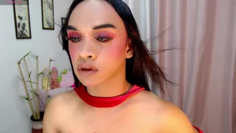 Snapshot of zaynelustts chatting on 12/14/25, 08:02 zaynelustts online show from 12/14/25, 08:02