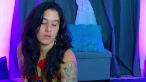 Karolyne online show from 06/17/26, 10:10