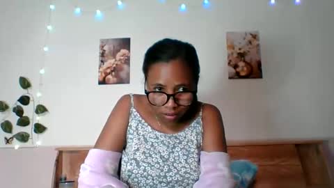 Snapshot of zedidia chatting on 06/11/26, 11:19 zedidia online show from 06/11/26, 11:19