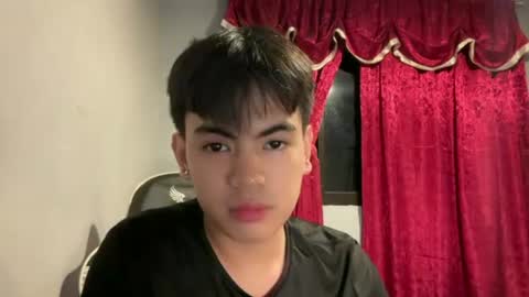 Snapshot of zei_land chatting on 06/24/26, 03:33 Aero online show from 06/24/26, 03:33