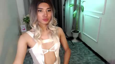 zelainalovetocum online show from 01/21/25, 10:51