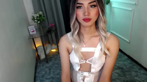 zelainalovetocum online show from 02/05/25, 05:09