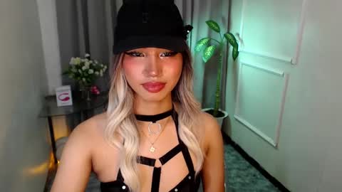 zelainalovetocum online show from 02/25/25, 07:03