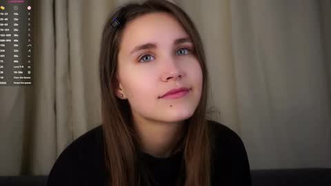 Emilia online show from 11/19/25, 01:16