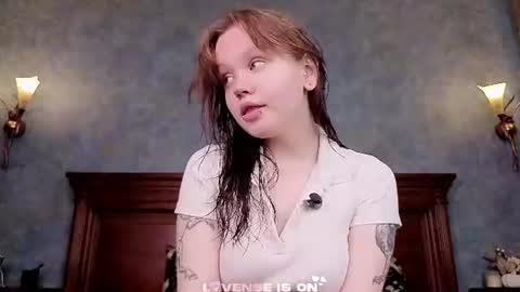 Emilia online show from 06/14/26, 06:04