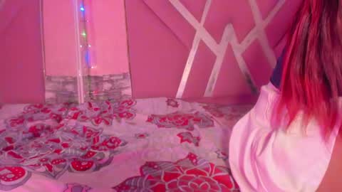 Snapshot of zendamoretty chatting on 06/08/26, 12:05 zen online show from 06/08/26, 12:05