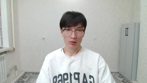 Snapshot of zengom chatting on 04/14/26, 10:16 Zen online show from 04/14/26, 10:16