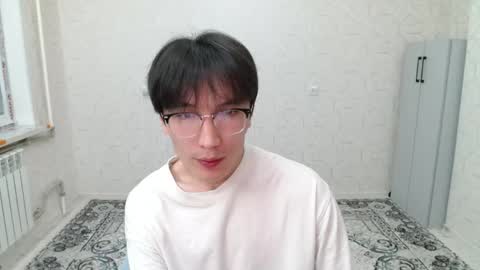 Snapshot of zengom chatting on 04/23/26, 10:45 Zen online show from 04/23/26, 10:45