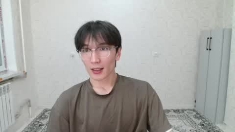Snapshot of zengom chatting on 04/27/26, 10:52 Zen online show from 04/27/26, 10:52