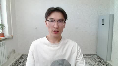 Snapshot of zengom chatting on 05/14/26, 01:01 Zen online show from 05/14/26, 01:01