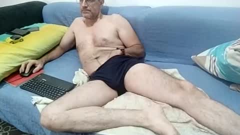 Snapshot of zenikk chatting on 07/18/26, 07:06 zenikk online show from 07/18/26, 07:06