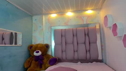 ZEPHYRA ANGELS online show from 12/23/24, 06:16