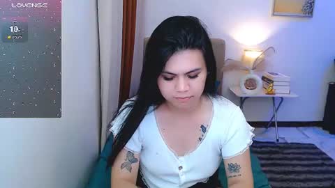 Snapshot of zephyraaaaa chatting on 07/19/26, 05:05 zephyraaaaa online show from 07/19/26, 05:05
