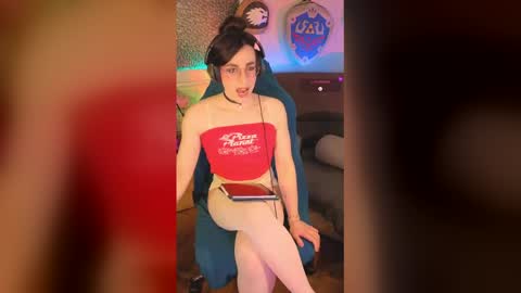 Snapshot of zesty_peach chatting on 05/23/26, 06:34 zesty_peach online show from 05/23/26, 06:34