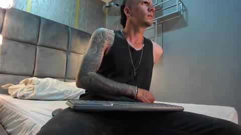 zeta fox99 online show from 11/09/25, 05:39