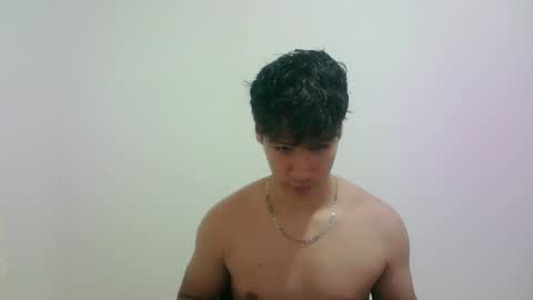 zeus_183 online show from 11/02/25, 11:51