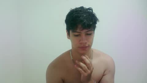 Snapshot of zeus_183 chatting on 03/22/26, 07:01 zeus_183 online show from 03/22/26, 07:01