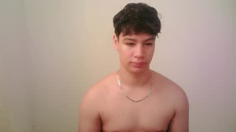 Snapshot of zeus_183 chatting on 04/18/26, 02:21 zeus_183 online show from 04/18/26, 02:21