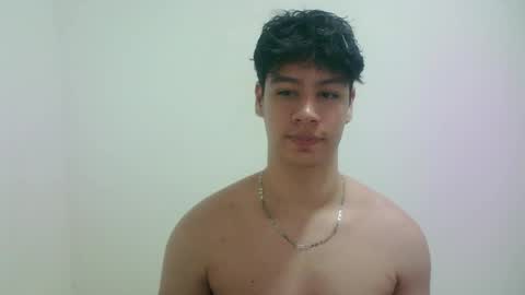 Snapshot of zeus_183 chatting on 04/27/26, 04:10 zeus_183 online show from 04/27/26, 04:10