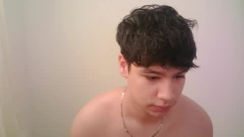 Snapshot of zeus_183 chatting on 05/08/26, 01:49 zeus_183 online show from 05/08/26, 01:49