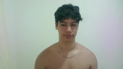 Snapshot of zeus_183 chatting on 05/16/26, 02:52 zeus_183 online show from 05/16/26, 02:52