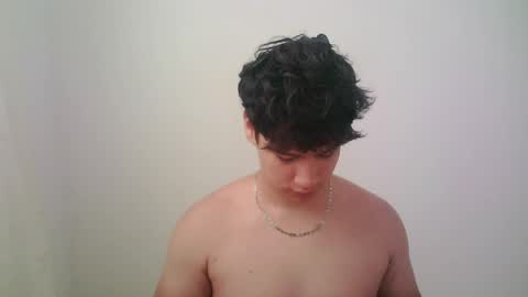 Snapshot of zeus_183 chatting on 05/20/26, 03:07 zeus_183 online show from 05/20/26, 03:07