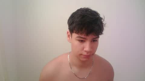 Snapshot of zeus_183 chatting on 06/13/26, 01:42 zeus_183 online show from 06/13/26, 01:42