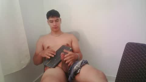 Snapshot of zeus_183 chatting on 07/28/26, 02:35 zeus_183 online show from 07/28/26, 02:35