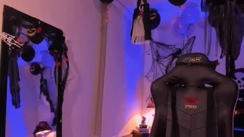 zeus_blaze online show from 10/16/25, 05:19