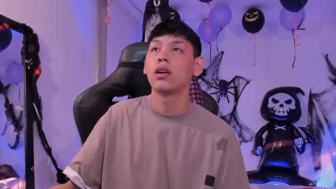 zeus_blaze online show from 10/24/25, 12:12