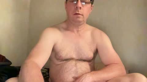 Snapshot of zgibnam chatting on 12/18/25, 03:01 zgibnam online show from 12/18/25, 03:01