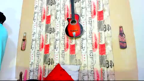 ZHAMIRA  ANDRES online show from 12/27/24, 04:47